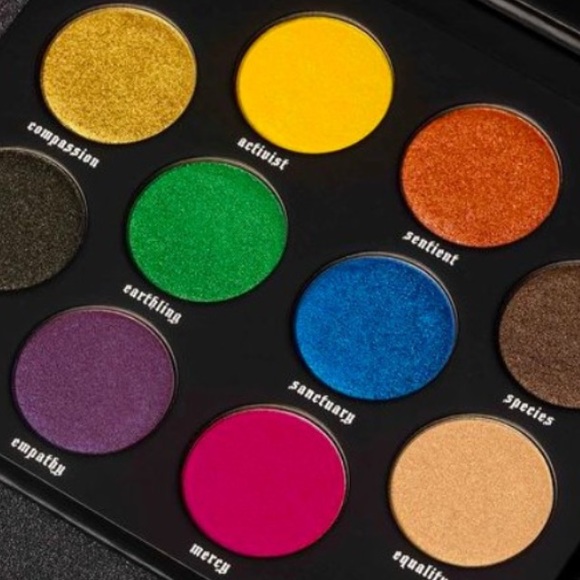 Kat Von D KVD Vegan Love Eyeshadow Palette BNIB - Picture 5 of 14
